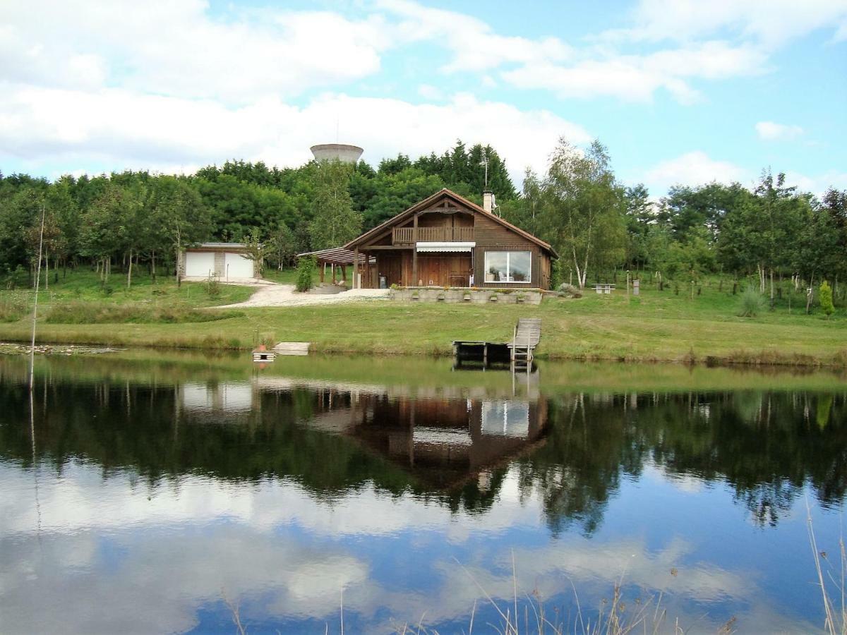 Lieux-Au-Lac Augignac Exterior foto